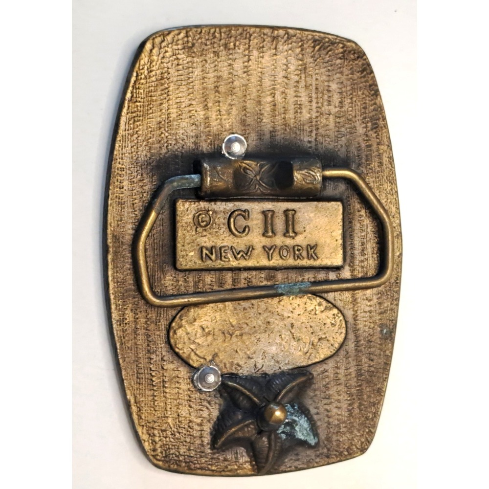 Vintage Brass Belt Buckle Deer Bow Hunting Blue Holographic Marked CII New York - Picture 3 of 5